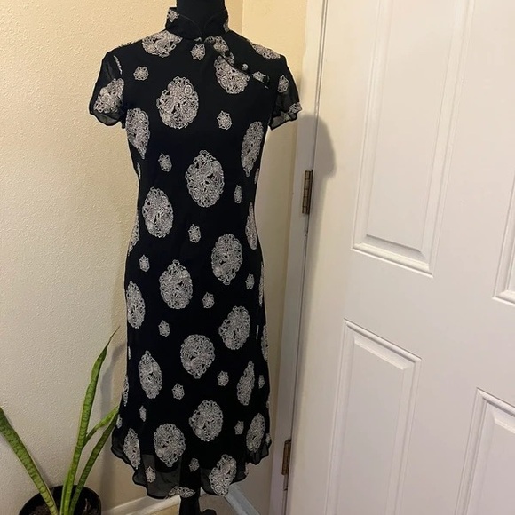 Lily Dresses & Skirts - Lily Black Midi Dress with White Medallion Print